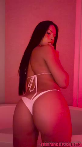 Watch Autumn Falls Squirting Midnight Dildo Ride Onlyfans JOI Video