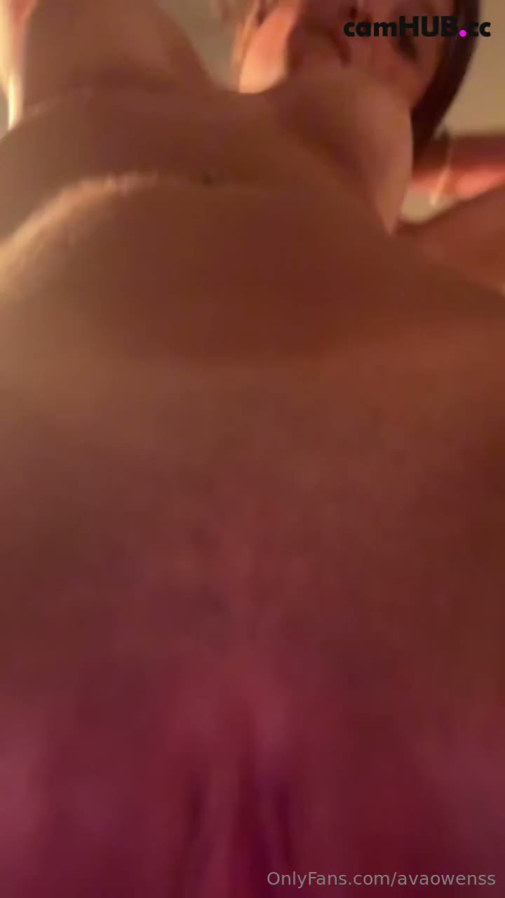 Watch Avaowenss SHOWING HOW SHE RIDES