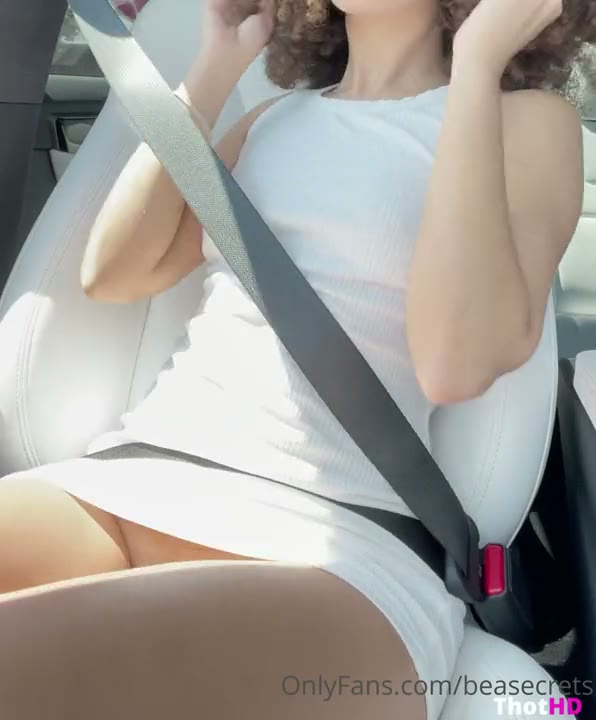 Watch Beatrice Segreti Masturbating Pussy Leak