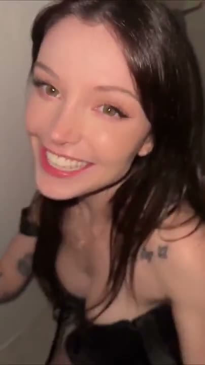 Watch Dainty Wilder Bathroom Sex Tape Video Leaked
