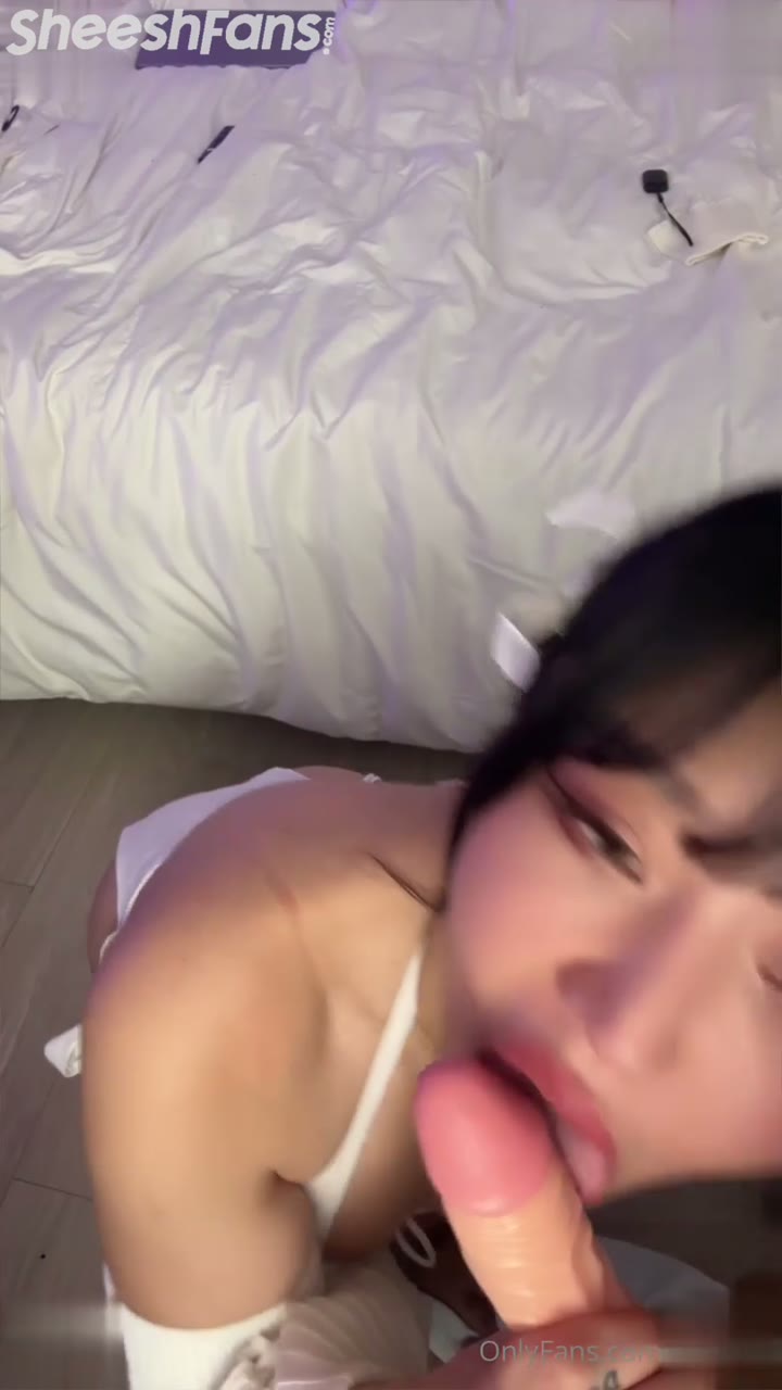Watch Kitty Lixo Climaxes With Intense Dildo Play
