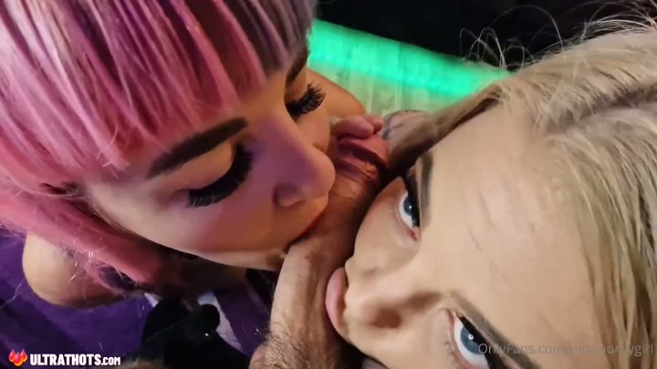 Watch Misshornygirl Camillalipsxo Sucking Dick