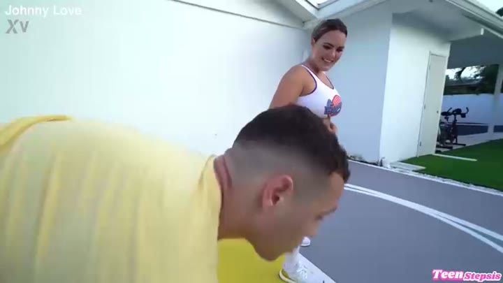 Watch Ms hourglass Gets Fucked By Her Boyfriend Outdoors