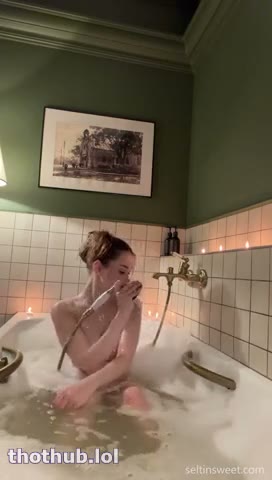 Watch Seltin sweet bathtub dildo play