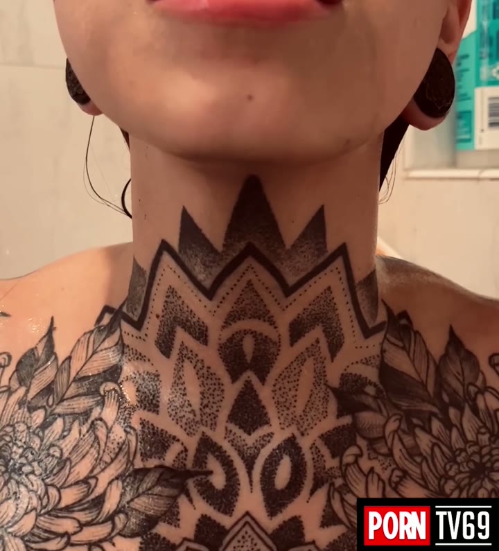 Watch Split Tongue Bri Nude Showing Off Her Big Tits