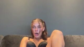 Valentina Myriad’s Quick Solo Session Using A BBC Dildo