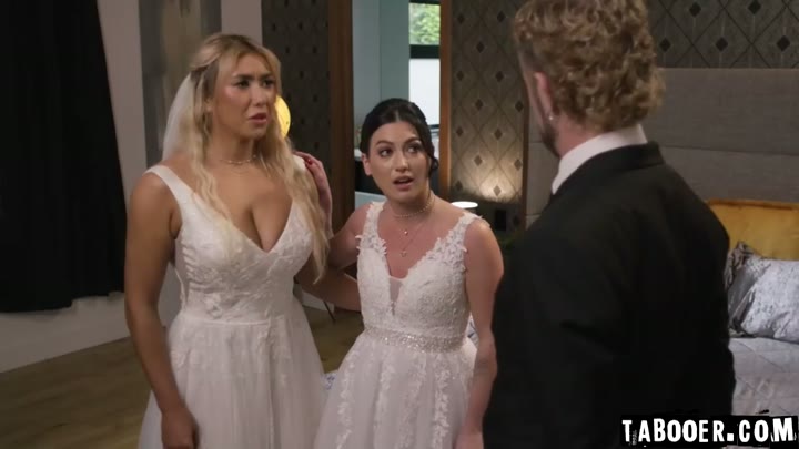 Watch Vince Karter Convince Megan and Cyber For A Wild Threesome