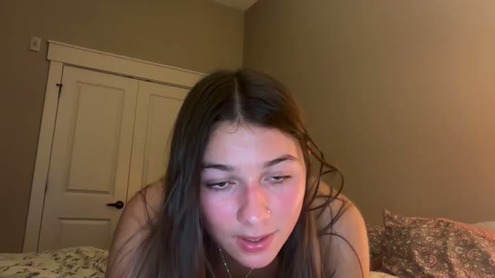 Watch hazelangel635 Chaturbate webcam recordings 2026-09-21 0150